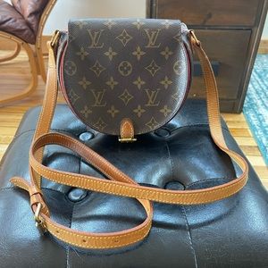 Authentic SUPER CUTE Louis Vuitton Monogram Tambourin